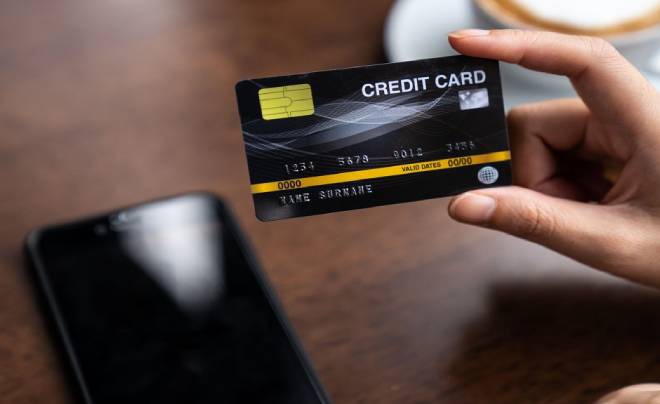 Nên lựa chọn sử dụng loại thẻ tín dụng nào?