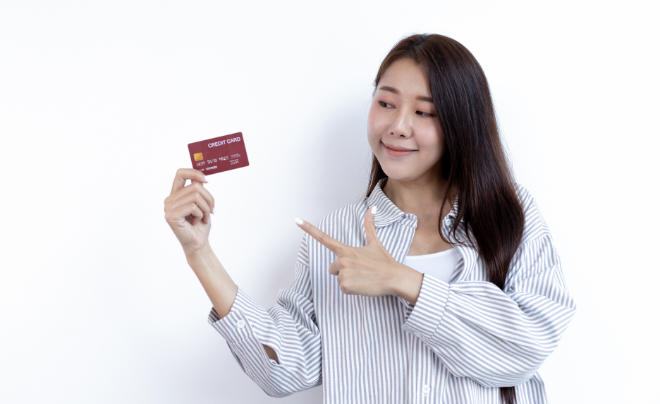 Ưu và nhược điểm của việc đáo hạn thẻ tín dụng